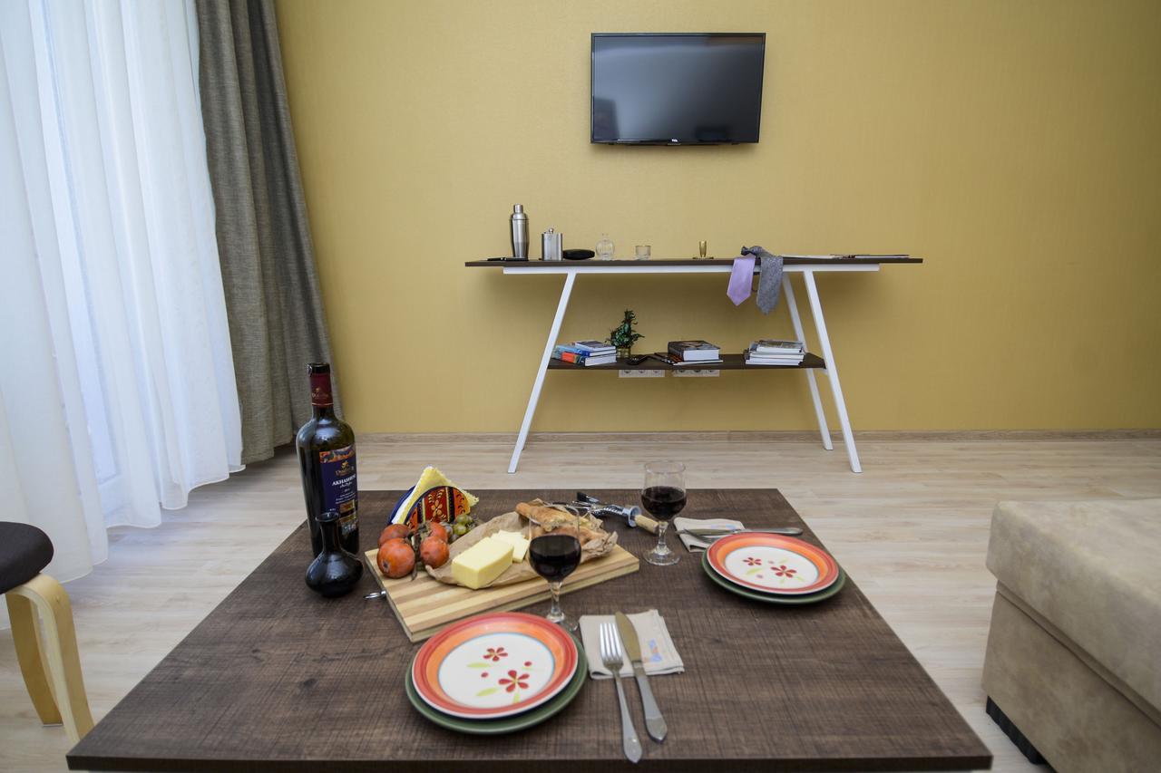 B-Lax Apartment Tbilisi Eksteriør billede